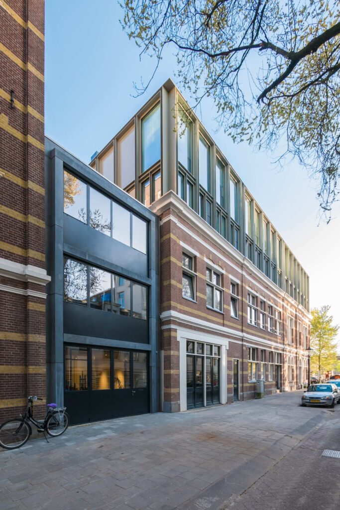 Woning Amsterdam Architectuur gevel Hund Falk architecten en Fact Architects